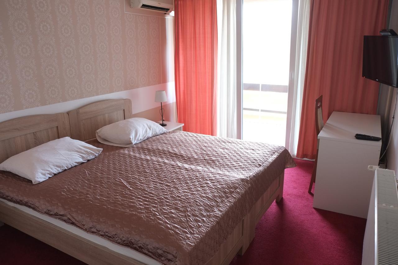 Guest House Grgin Dol Pozega Buitenkant foto
